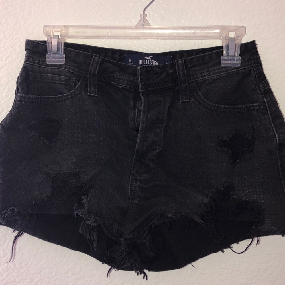 Black ripped jeans